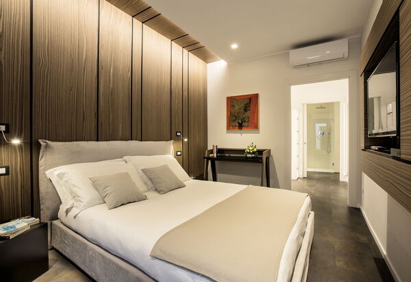 Il Casolare Della Natura: il-casolare-della-natura-assisi-villa-bedroom