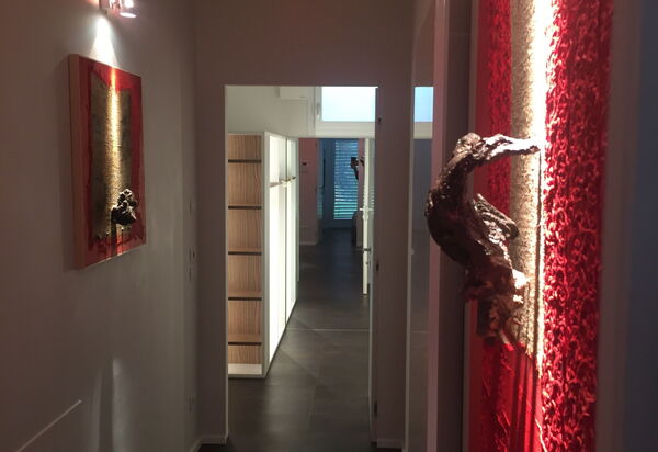 Il Casolare Della Natura: il-casolare-della-natura-assisi-villa-hallway