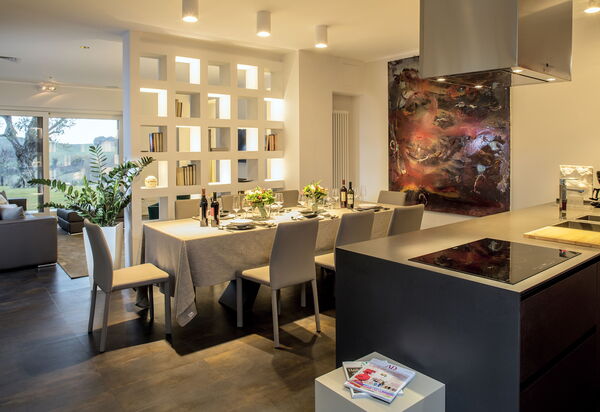 Il Casolare Della Natura: il-casolare-della-natura-assisi-villa-dining-room