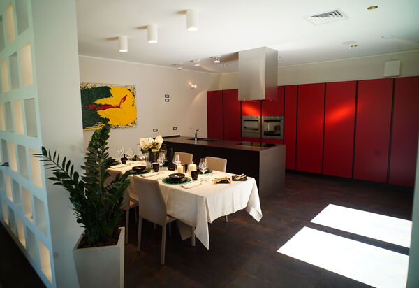 Il Casolare Della Natura: il-casolare-della-natura-assisi-villa-dining-room