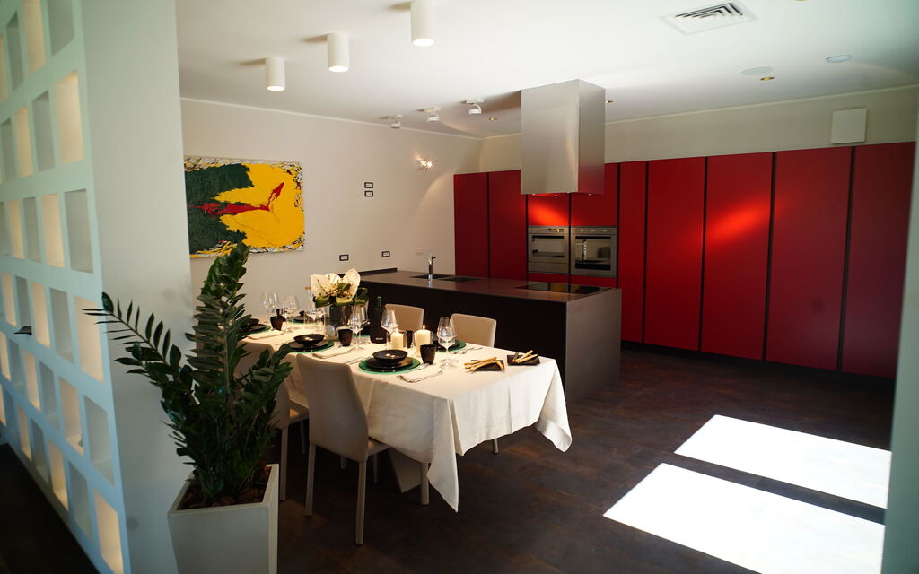 Il Casolare Della Natura: il-casolare-della-natura-assisi-villa-dining-room