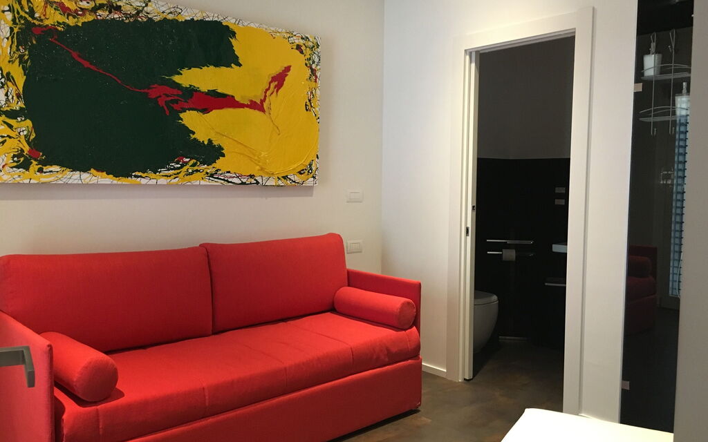 Il Casolare Della Natura: il-casolare-della-natura-assisi-villa-living-room