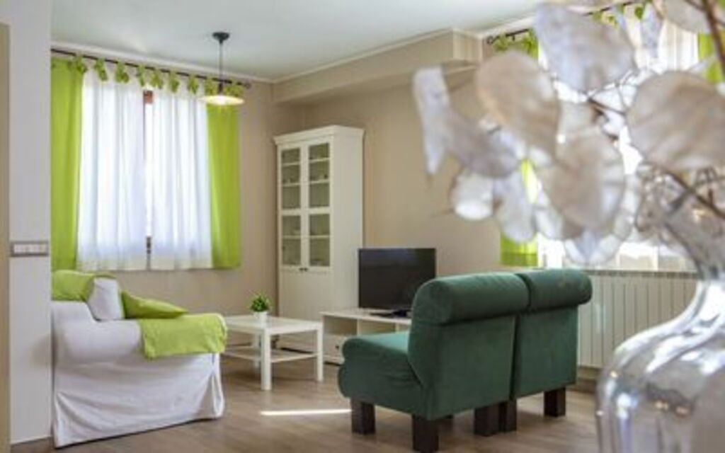 La Villa Del Teatro: la-villa-del-teatro-piane-di-falerone-villa-soggiorno