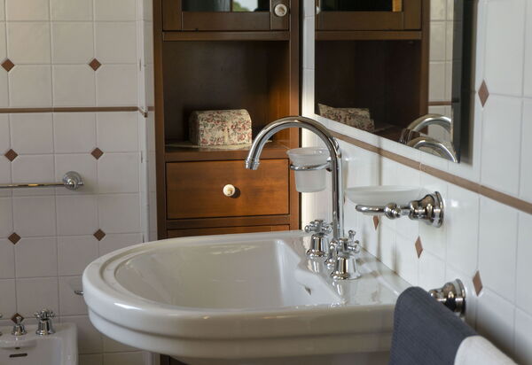 Cascina Del Castello: cascina-del-castello-san-severino-villa-bagno