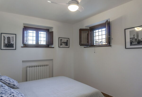 Cascina Del Castello: cascina-del-castello-san-severino-villa-camera-da-letto