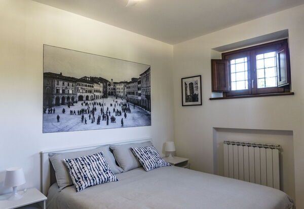 Cascina Del Castello: cascina-del-castello-san-severino-villa-camera-da-letto