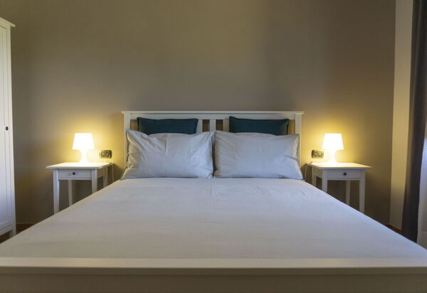 Cascina Del Castello: cascina-del-castello-san-severino-villa-camera-da-letto