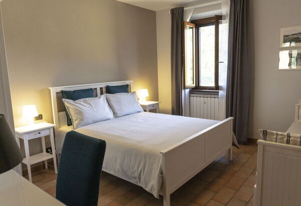 Cascina Del Castello: cascina-del-castello-san-severino-villa-camera-da-letto