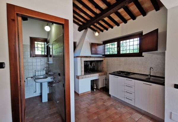 Cascina Del Castello: cascina-del-castello-san-severino-villa-cucina