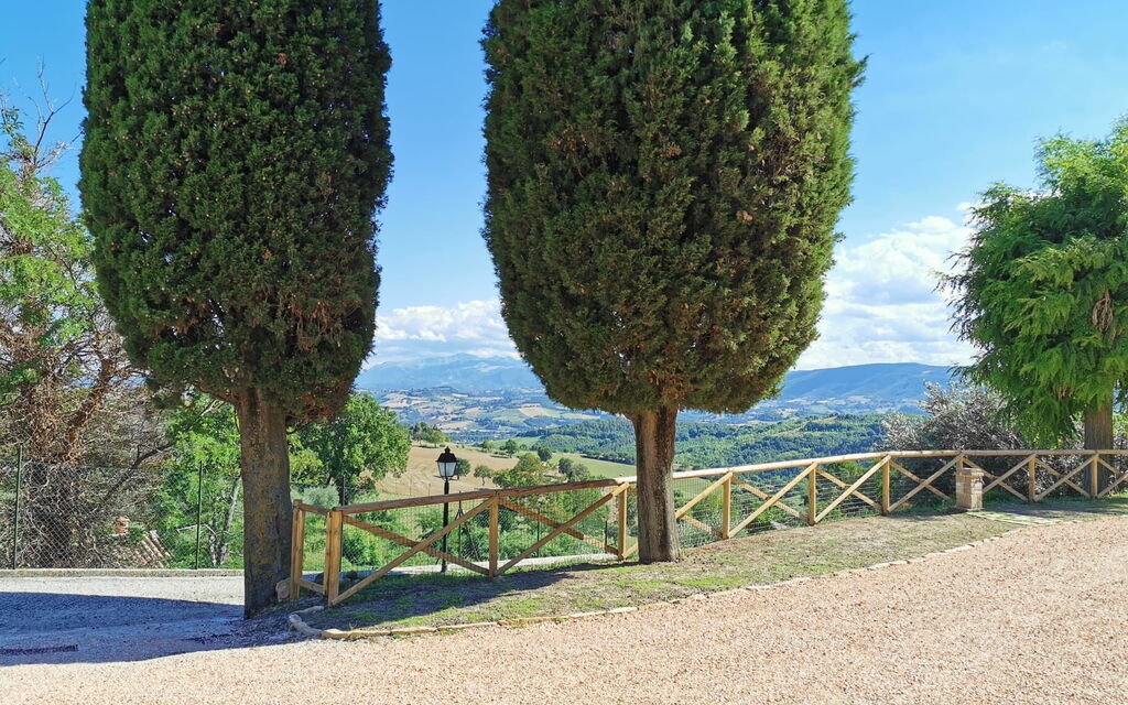 Cascina Del Castello: cascina-del-castello-san-severino-villa-external
