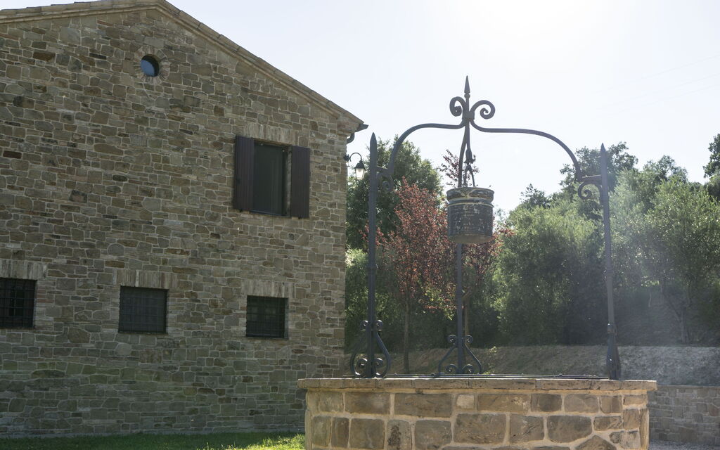 Cascina Del Castello: cascina-del-castello-san-severino-villa-external