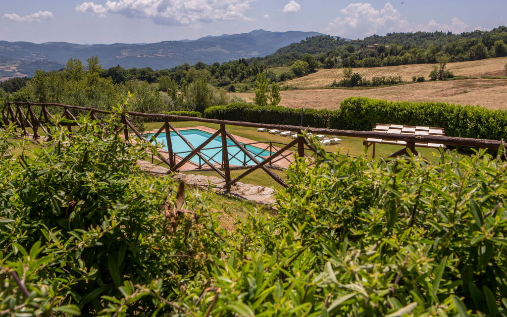 Il Casale Di Festa: il-casale-di-festa-doglio-villa-pool