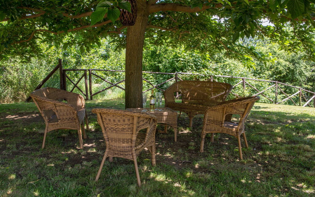 Il Casale Di Festa: il-casale-di-festa-doglio-villa-garden