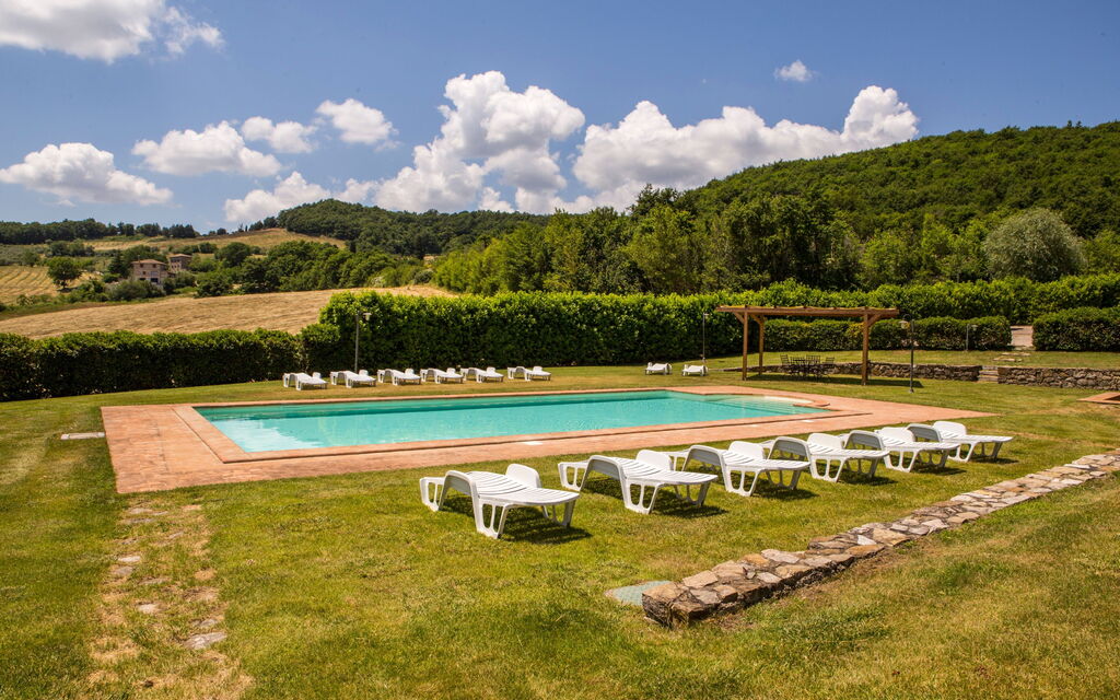 Il Casale Di Festa: il-casale-di-festa-doglio-villa-pool