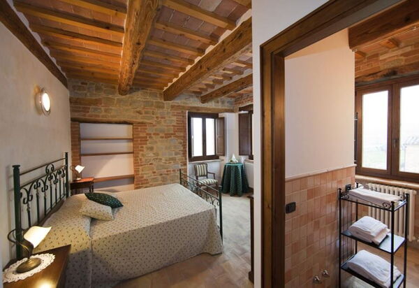 Rustico Nell'immacolata: rustico-nell-immacolata-civitanova-marche-villa-camera-da-letto