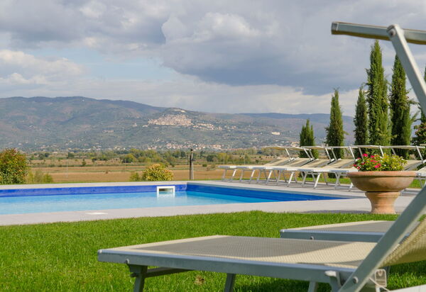 Relais Sogno Dei Fiori: relais-sogno-dei-fiori-fratticiola-cortona-villa-piscina