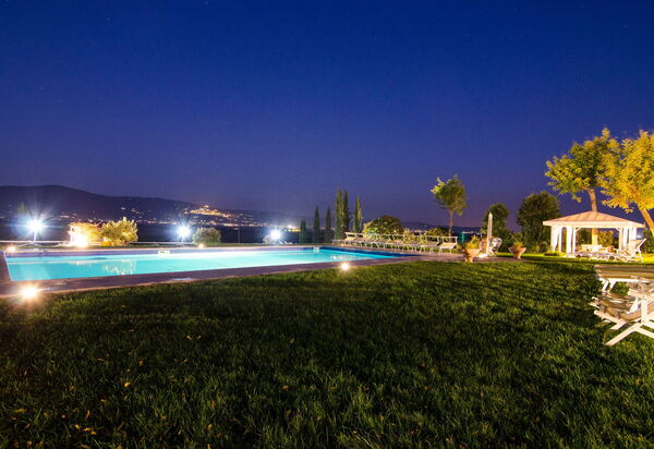 Relais Sogno Dei Fiori: relais-sogno-dei-fiori-fratticiola-cortona-villa-piscina