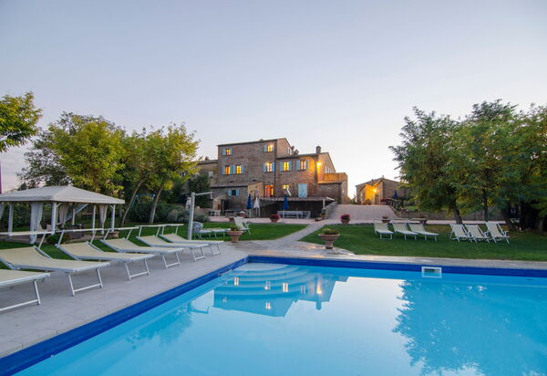 Relais Sogno Dei Fiori: relais-sogno-dei-fiori-fratticiola-cortona-villa-piscina