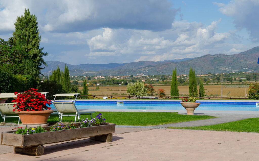 Relais Sogno Dei Fiori: relais-sogno-dei-fiori-fratticiola-cortona-villa-piscina