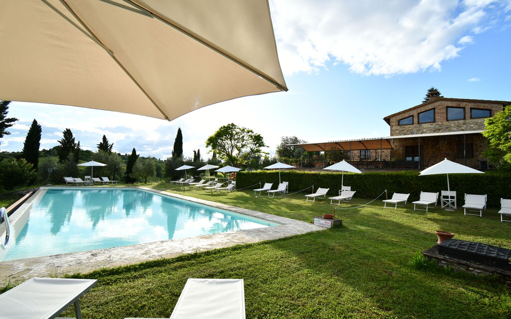 Rocche Di Valiano: Amenities, Autumn, Building Exterior, Garden, Pool, Spring, Summer