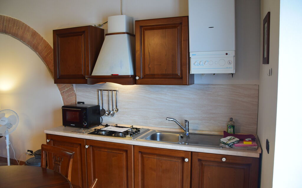 Rocche Di Valiano - : rocche-di-valiano-chianti-castelnuovo-berardenga-multiproprietà-ginestra-kitchen