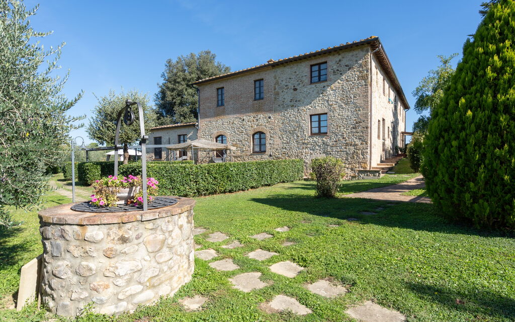 Rocche Di Valiano: rocche-di-valiano-chianti-castelnuovo-berardenga-multiproperty-garden