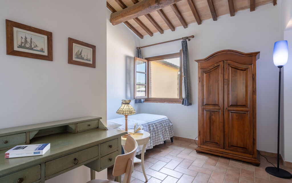 Rocche Di Valiano - : rocche-di-valiano-chianti-castelnuovo-berardenga-multiproprietà-mimosa-camera-da-letto