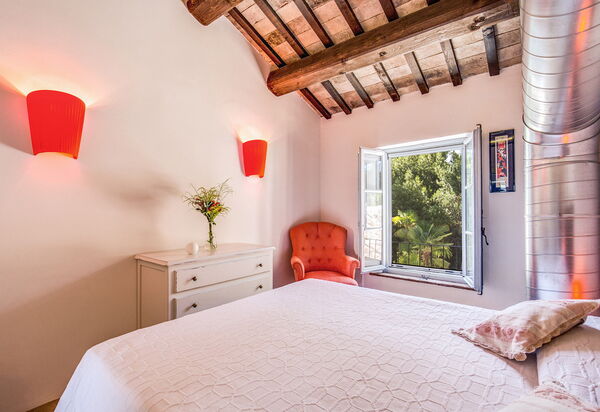 La Corte Del Grano: la-corte-del-grano-abbadia-villa-camera-da-letto