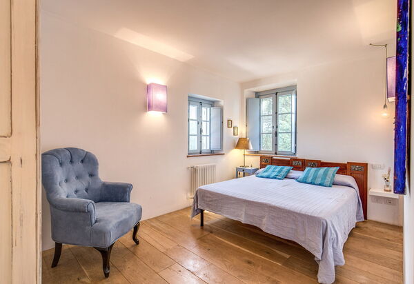 La Corte Del Grano: la-corte-del-grano-abbadia-villa-camera-da-letto