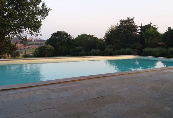 La Corte Del Grano: la-corte-del-grano-abbadia-villa-piscina