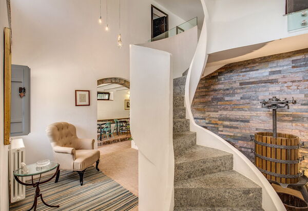 La Corte Del Grano: la-corte-del-grano-abbadia-villa-soggiorno