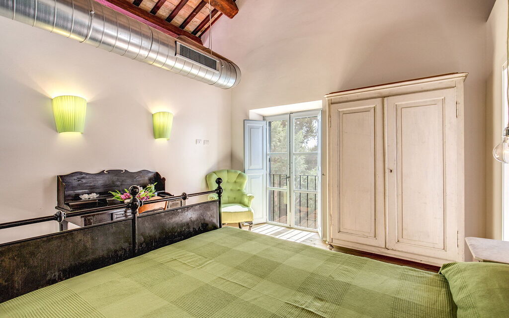 La Corte Del Grano: la-corte-del-grano-abbadia-villa-camera-da-letto