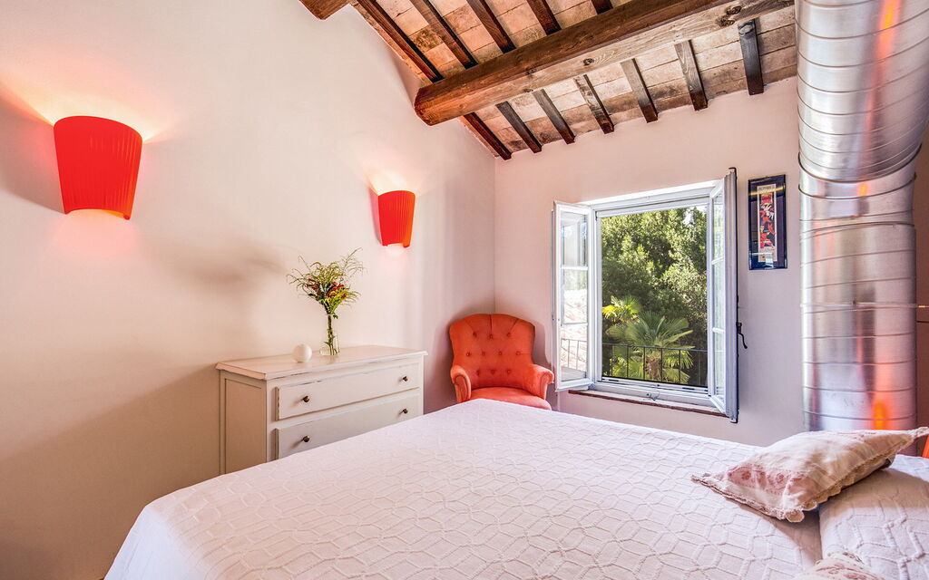 La Corte Del Grano: la-corte-del-grano-abbadia-villa-camera-da-letto