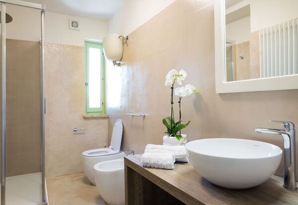 Casale Esperienza Sul Tevere: casale-esperienza-sul-tevere-marsciano-villa-bathroom