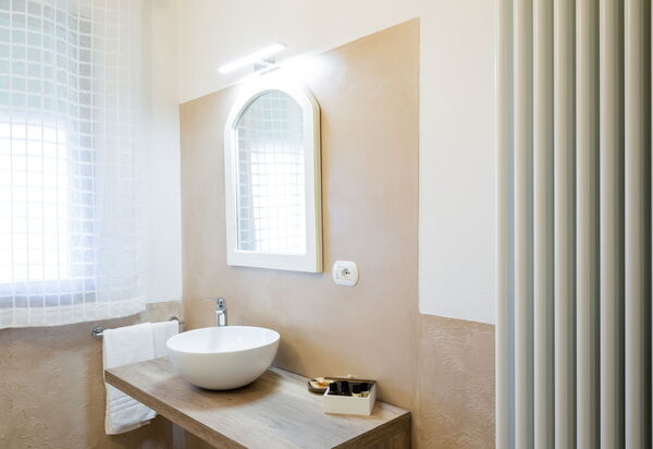 Casale Esperienza Sul Tevere: casale-esperienza-sul-tevere-marsciano-villa-bathroom