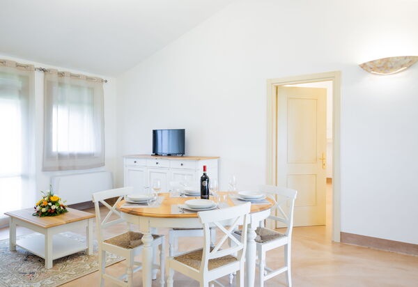 Casale Esperienza Sul Tevere: casale-esperienza-sul-tevere-marsciano-villa-dining-room