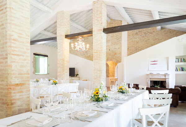 Casale Esperienza Sul Tevere: casale-esperienza-sul-tevere-marsciano-villa-dining-room