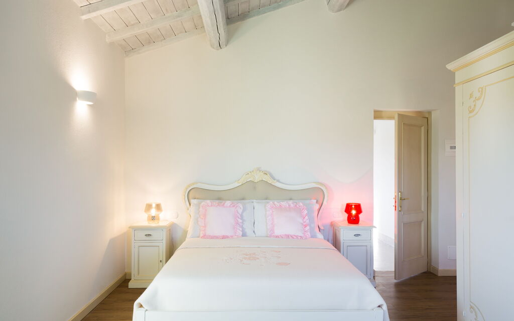 Casale Esperienza Sul Tevere: casale-esperienza-sul-tevere-marsciano-villa-bedroom