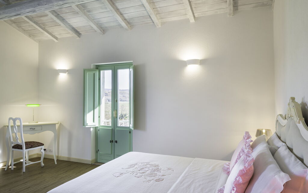 Casale Esperienza Sul Tevere: casale-esperienza-sul-tevere-marsciano-villa-bedroom