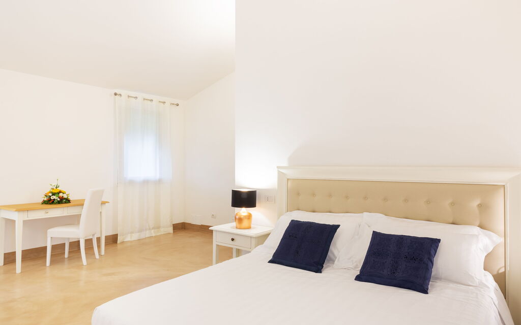 Casale Esperienza Sul Tevere: casale-esperienza-sul-tevere-marsciano-villa-bedroom