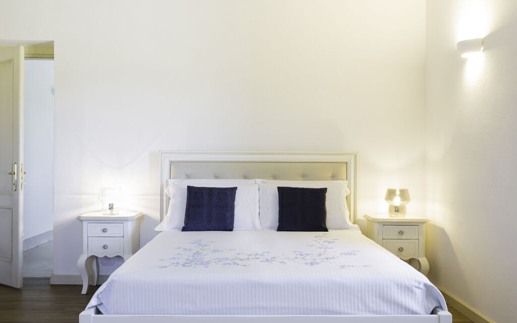 Casale Esperienza Sul Tevere: casale-esperienza-sul-tevere-marsciano-villa-bedroom