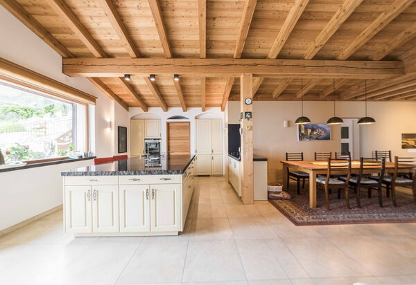 Dimora Delle Ninfee Del Garda: dimora-delle-ninfee-del-garda-castelletto-villa-kitchen