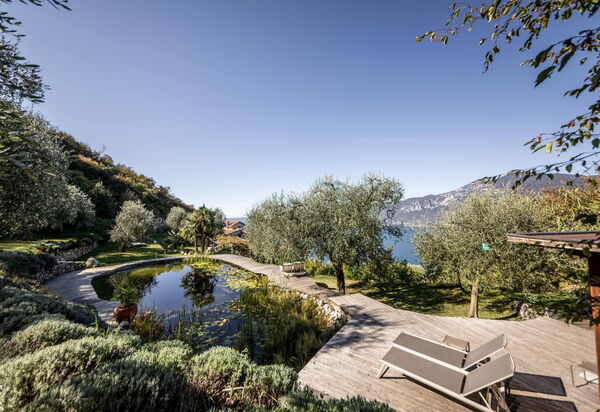 Dimora Delle Ninfee Del Garda: dimora-delle-ninfee-del-garda-castelletto-villa-external