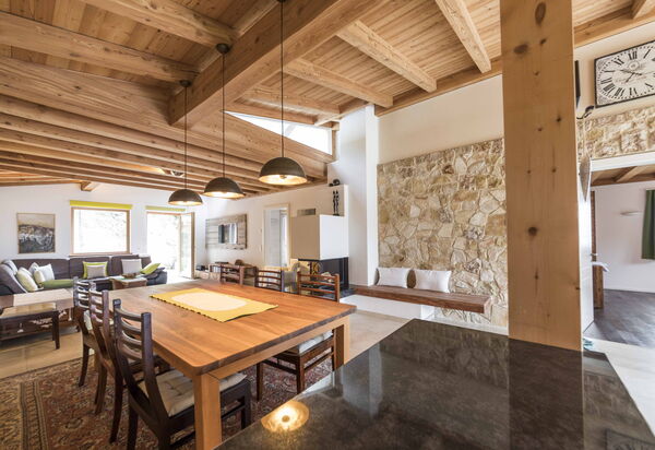 Dimora Delle Ninfee Del Garda: dimora-delle-ninfee-del-garda-castelletto-villa-dining-room