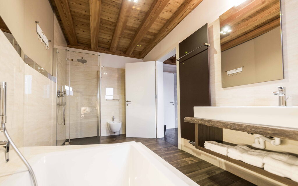 Dimora Delle Ninfee Del Garda: dimora-delle-ninfee-del-garda-castelletto-villa-bagno