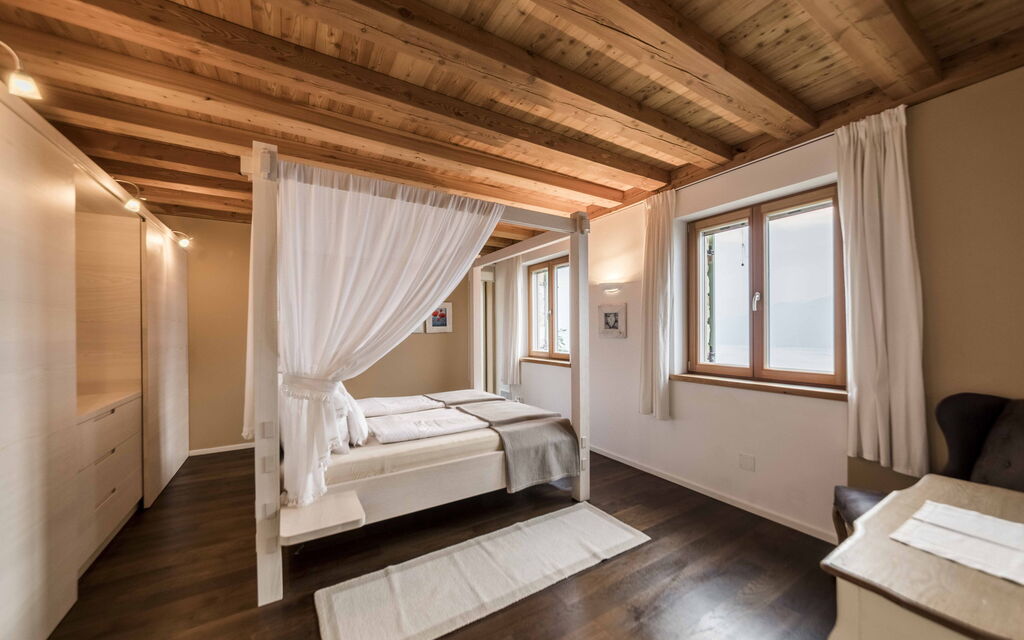 Dimora Delle Ninfee Del Garda: dimora-delle-ninfee-del-garda-castelletto-villa-camera-da-letto