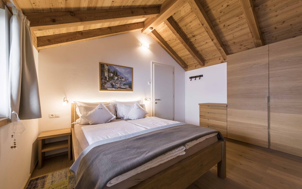 Dimora Delle Ninfee Del Garda: dimora-delle-ninfee-del-garda-castelletto-villa-camera-da-letto