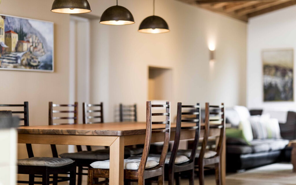 Dimora Delle Ninfee Del Garda: dimora-delle-ninfee-del-garda-castelletto-villa-sala-da-pranzo