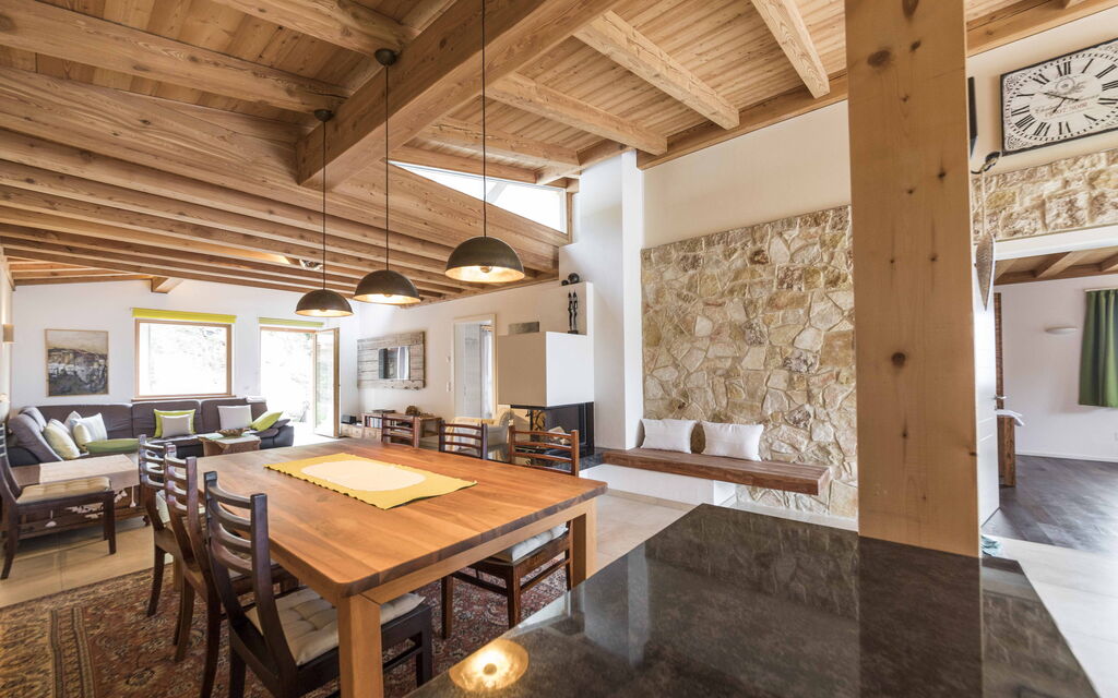 Dimora Delle Ninfee Del Garda: dimora-delle-ninfee-del-garda-castelletto-villa-sala-da-pranzo