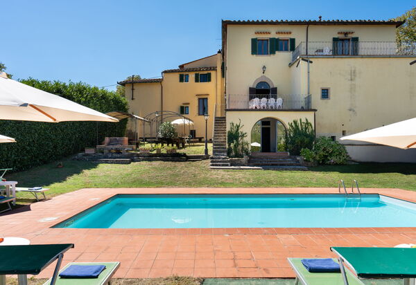 Villa Marisel: Balcone / Terrazza / Patio, Esterni, Giardino, Piscina